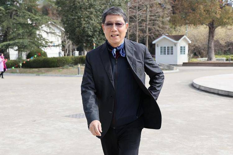 据意大利媒体Il Roma报道，国米已经向泽林斯基开出了四年合同。